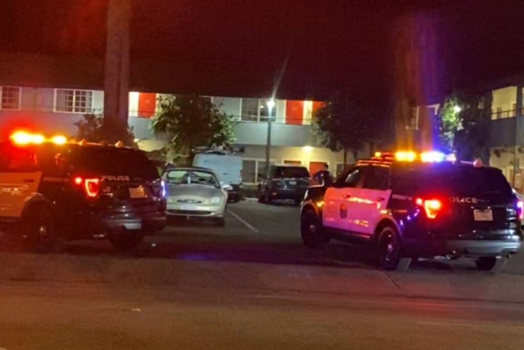 Oscar Axael Macias Killed, Anthony Rodolfo Samayoa & Sergio Avalos Arrested after Pursuit Crash on 22nd Avenue [Costa Mesa, CA]
